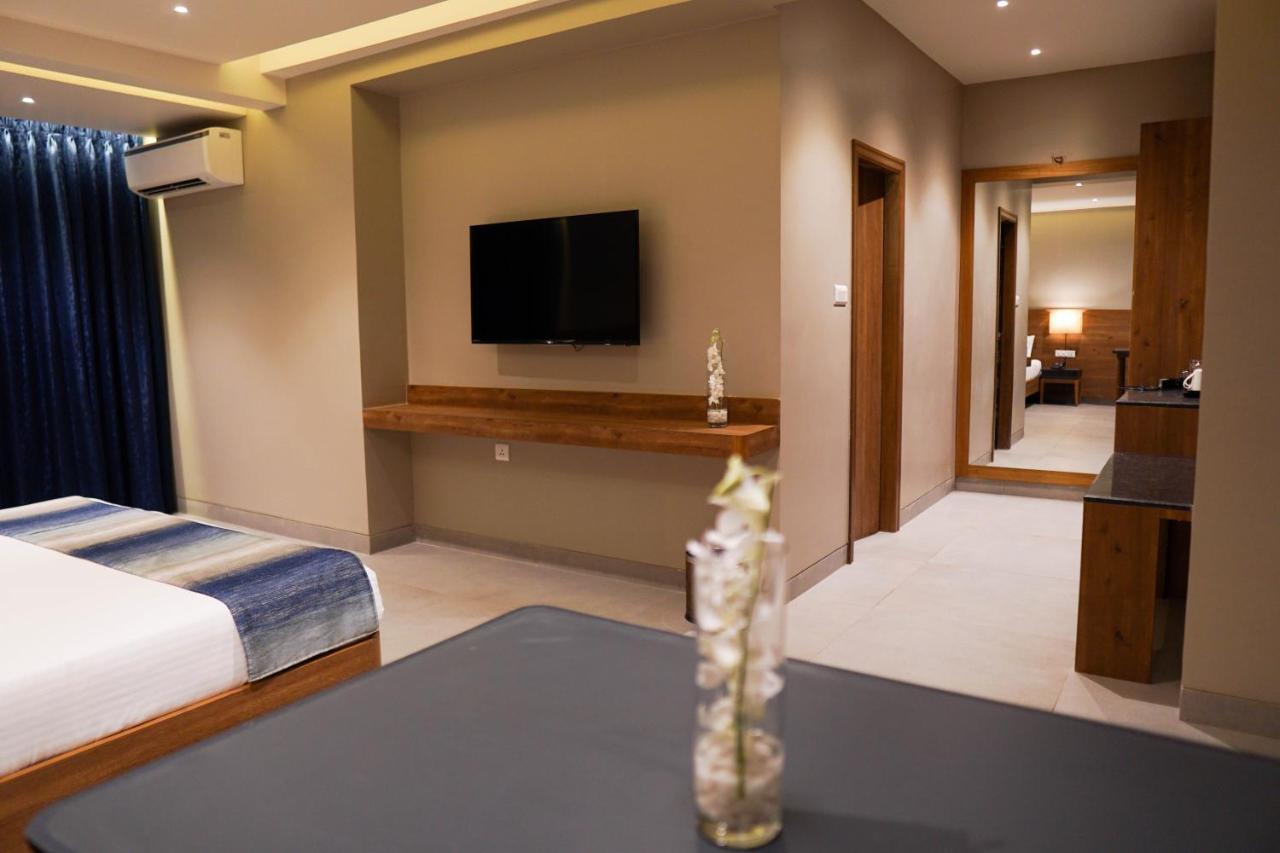 Cosmique Clarks Inn Suites Goa Madgaon Εξωτερικό φωτογραφία