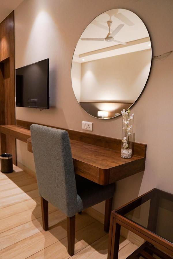 Cosmique Clarks Inn Suites Goa Madgaon Εξωτερικό φωτογραφία