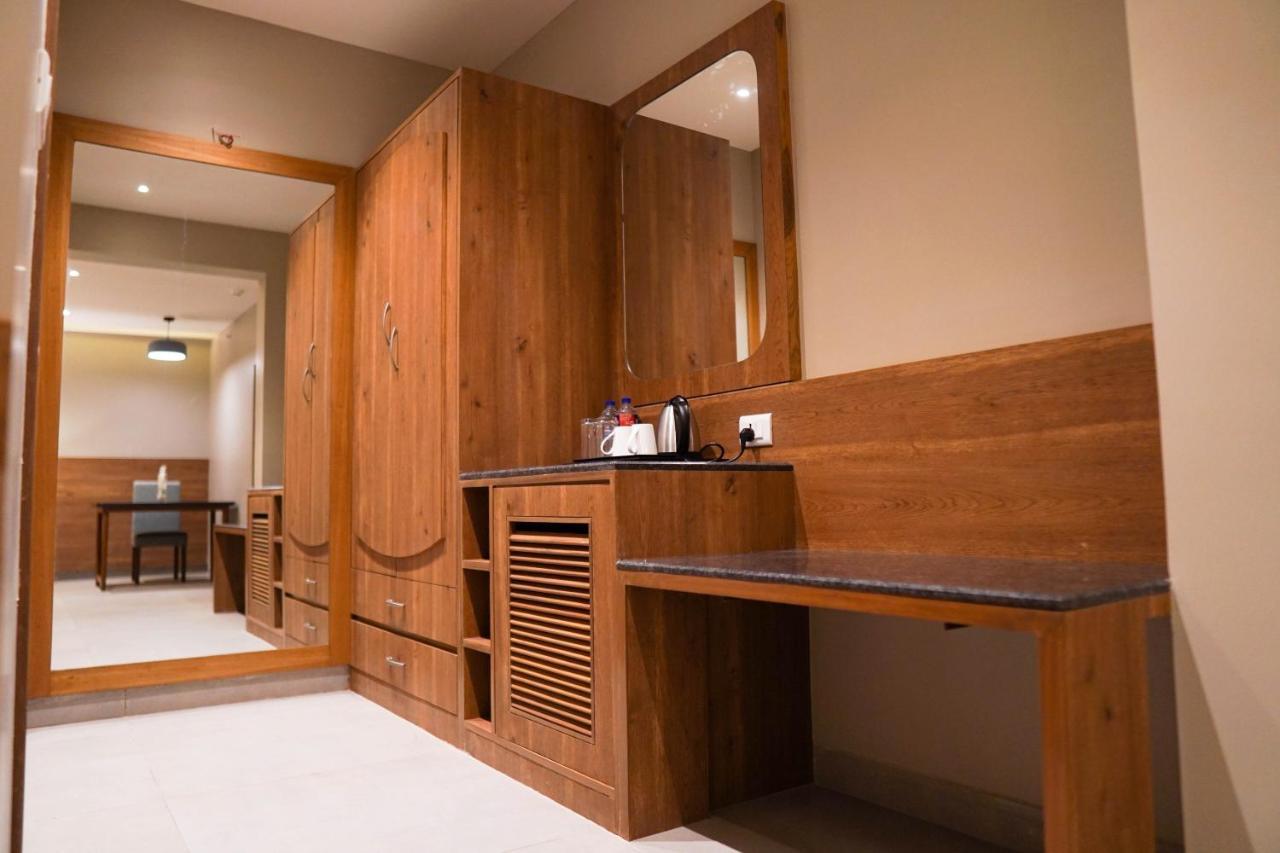 Cosmique Clarks Inn Suites Goa Madgaon Εξωτερικό φωτογραφία