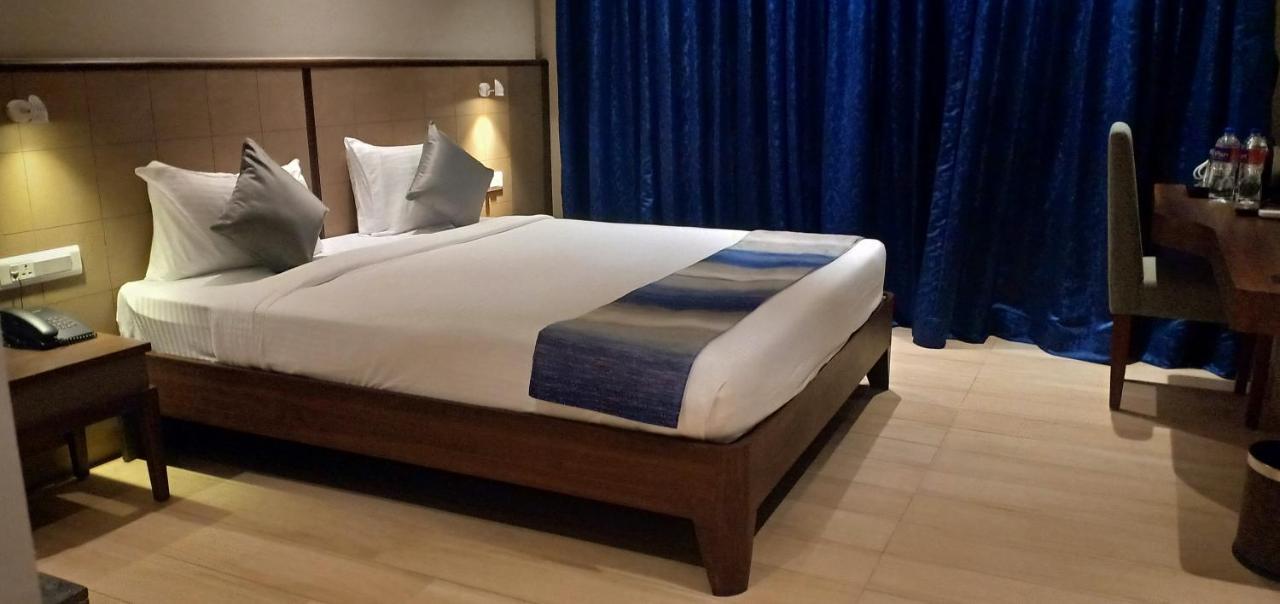 Cosmique Clarks Inn Suites Goa Madgaon Εξωτερικό φωτογραφία