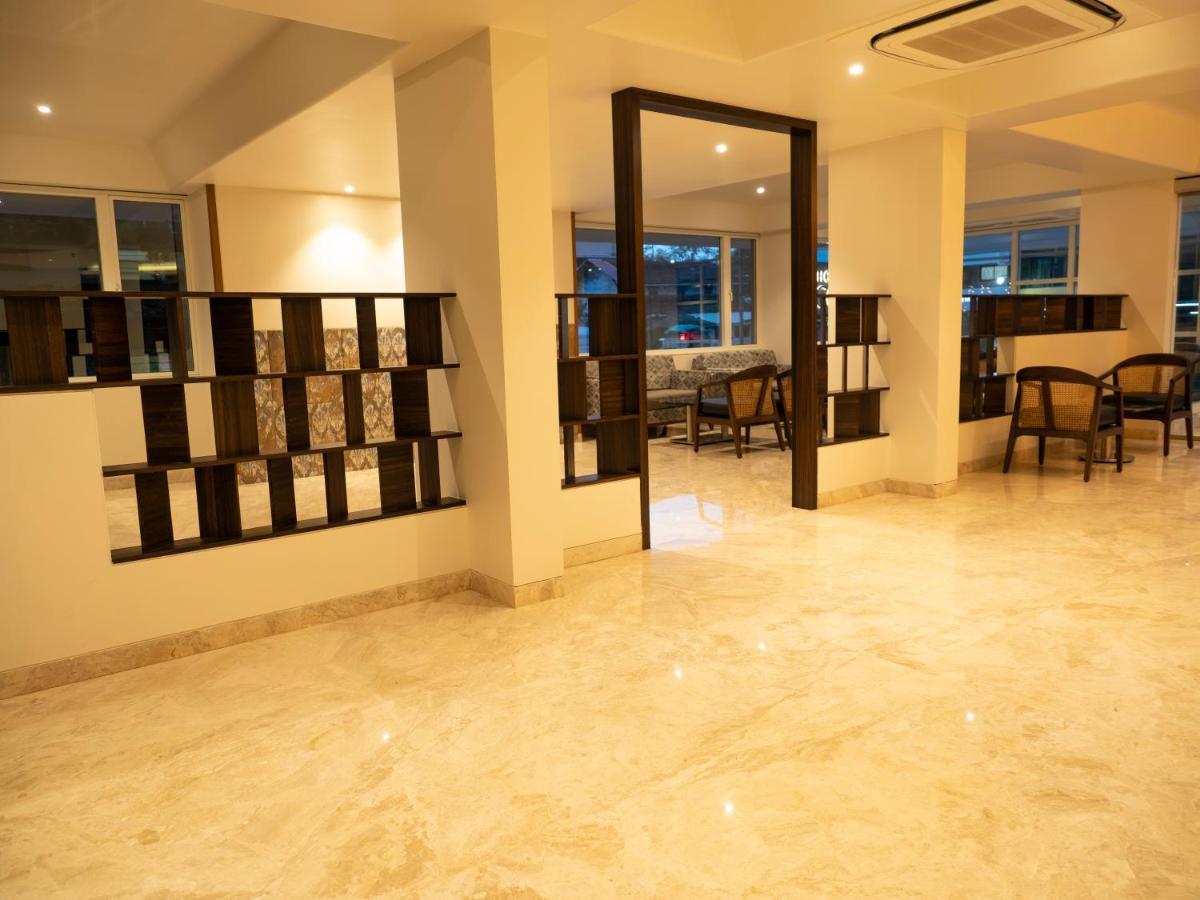 Cosmique Clarks Inn Suites Goa Madgaon Εξωτερικό φωτογραφία